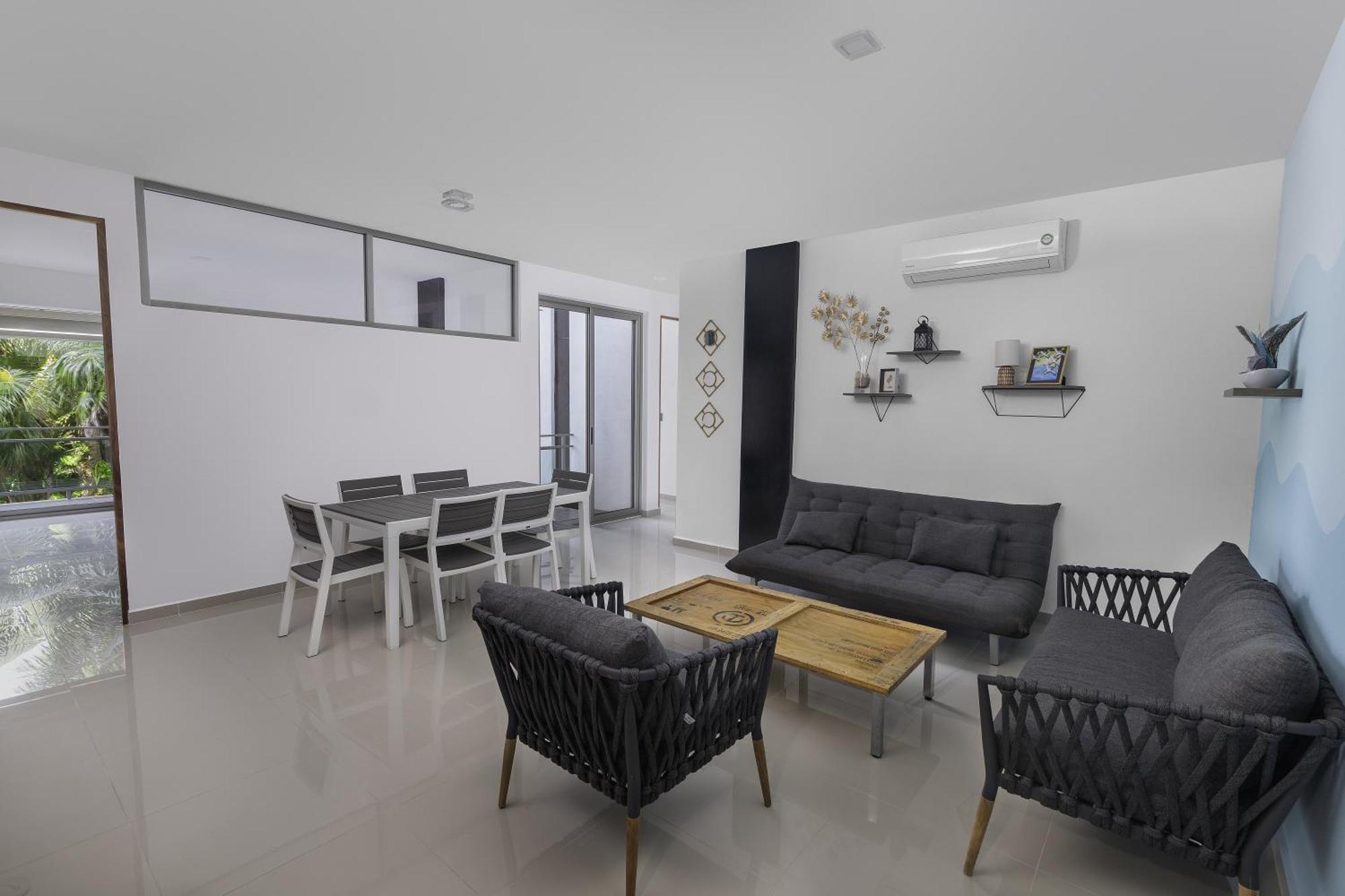 Angelina 28 Beachfront And Family Apartments - Modern And Relaxing Long Stays - 20 Min From Cancun Airport بويرتو موريلوس المظهر الخارجي الصورة