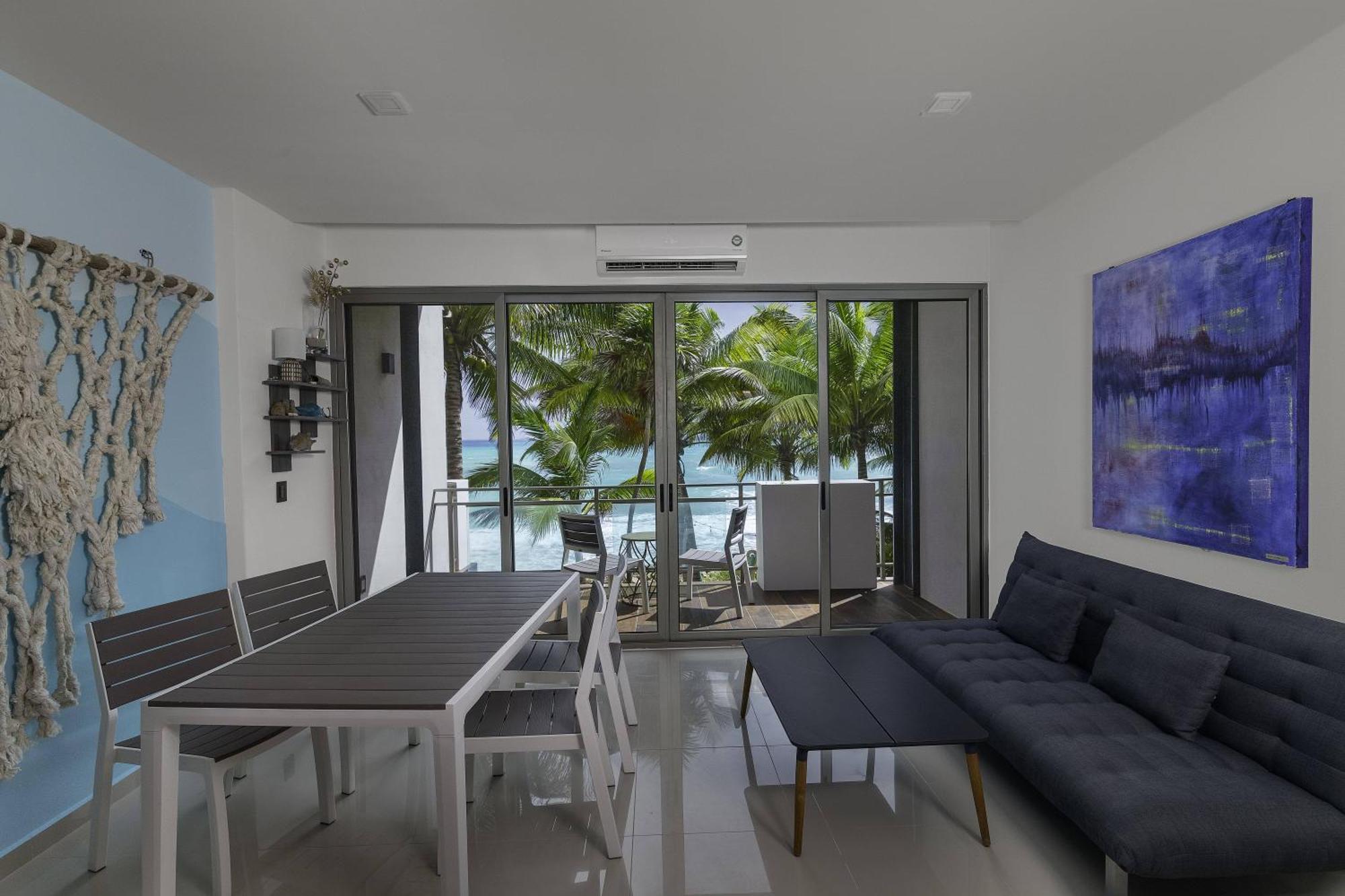 Angelina 28 Beachfront And Family Apartments - Modern And Relaxing Long Stays - 20 Min From Cancun Airport بويرتو موريلوس المظهر الخارجي الصورة